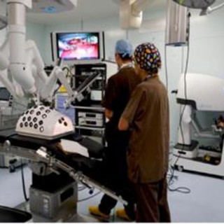 Policlinico di Milano primo ospedale pubblico con nuovi robot chirurgici provenienti dalla Cina Policlinico di Milano primo ospedale pubblico con nuovi robot chirurgici provenienti dalla Cina