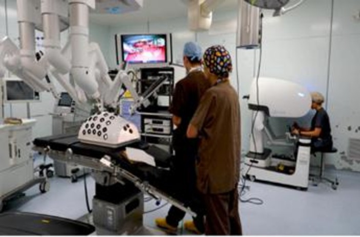 Policlinico di Milano, la chirurgia avanzata si rafforza con due nuovi robot di ultima generazione