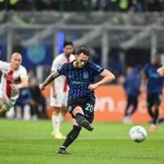 Inter-Genoa 2-0, Chivu blinda lo scudetto con Dimarco e Calhanoglu Inter-Genoa 2-0, Chivu blinda lo scudetto con Dimarco e Calhanoglu
