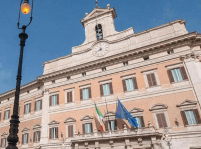 Tensione su convegno 'remigrazione' oggi alla Camera, Furgiuele: "Si fa". Opposizioni: "Va bloccato"