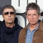 Oasis, ritirate dall'asta le inedite 'Desk Tapes': la band blocca la vendita