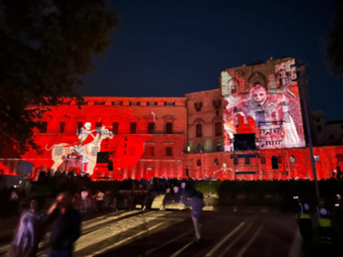 Palermo, 350 mila per strada per la 'Santuzza' Palermo, 350 mila per strada per la 'Santuzza'