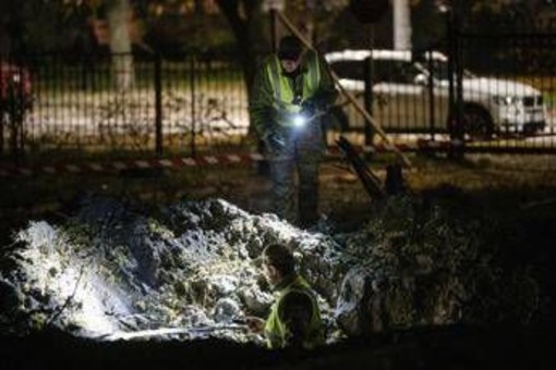 Ucraina, in vigore la tregua a Oleshky. Missili russi su un ponte a Kiev