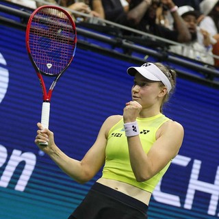 Rybakina vince lo Us Open, Sabalenka si arrende in finale al terzo set