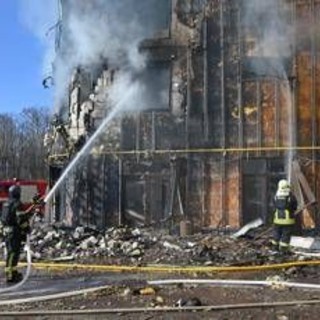 Ucraina, Zelensky denuncia: "Escalation di Pasqua, ecco la risposta della Russia alla proposta di tregua"