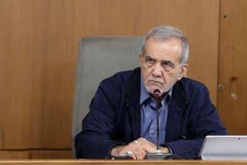Iran, presidente Pezeshkian: "Ho chiesto a ministro Araghchi di negoziare con Usa"