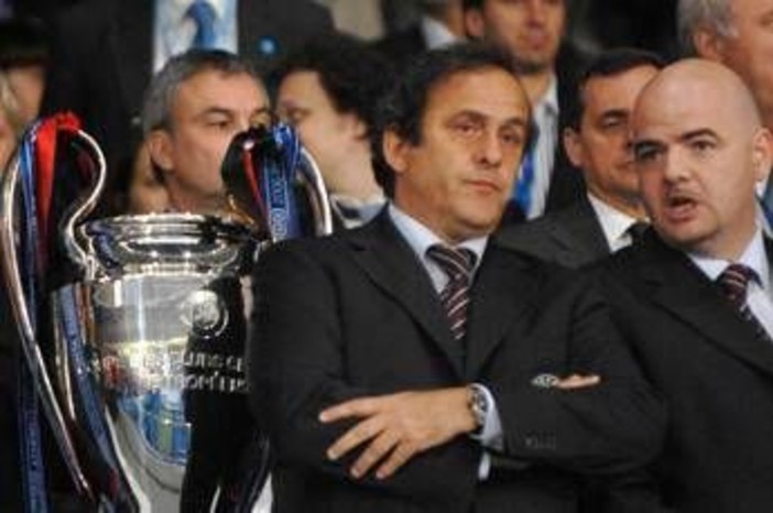 Platini denuncia presidente Fifa Infantino per calunnia e traffico di influenze: cos'è successo Platini denuncia presidente Fifa Infantino per calunnia e traffico di influenze: cos'è successo