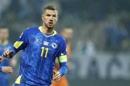 Dzeko, ritorno in Italia? Il Bologna prova il colpo in attacco Dzeko, ritorno in Italia? Il Bologna prova il colpo in attacco