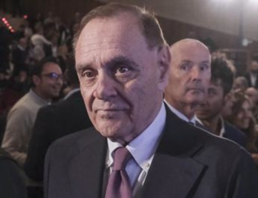 Mastella e la lotta al tumore: "Ho iniziato le cure tra medicina e fede"