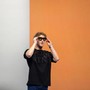 Meta cambia gli occhiali intelligenti: "Segnaleranno quando riprendono"