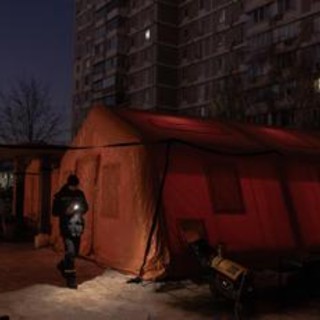 Ucraina, doppio fronte nei negoziati: Trump oggi vede Zelensky, Witkoff da Putin a Mosca Ucraina, doppio fronte nei negoziati: Trump oggi vede Zelensky, Witkoff da Putin a Mosca