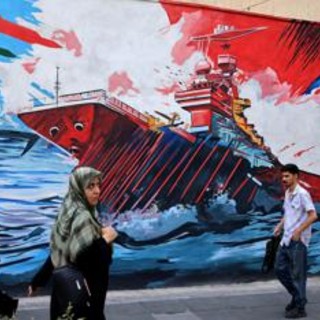 Iran avverte gli Usa: "Trump vuole bombardare nostre infrastrutture? Occhio per occhio" Iran avverte gli Usa: "Trump vuole bombardare nostre infrastrutture? Occhio per occhio"