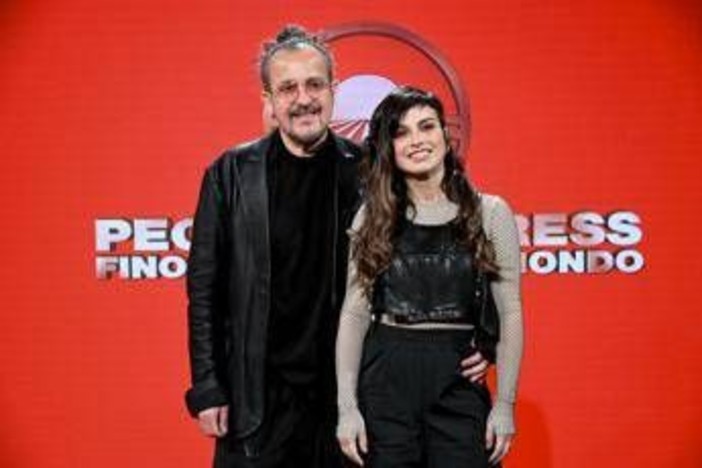 Gigi Campanile ricoverato in ospedale, Dolcenera: "Supererai anche questo" Gigi Campanile ricoverato in ospedale, Dolcenera: "Supererai anche questo"