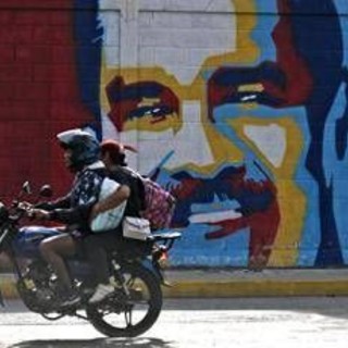 Venezuela, Trump chiude era di Maduro: gli scenari. Caracas: "Ci difenderemo"