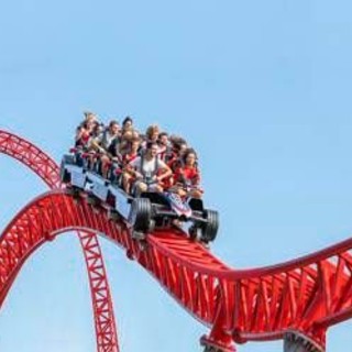 Mirabilandia e Adriasport celebrano 10 anni di collaborazione Mirabilandia e Adriasport celebrano 10 anni di collaborazione