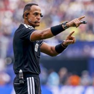 Argentina, ancora accuse dall'Inghilterra: "Scelto arbitro preferito di Messi"