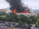 Incendio all'Università della Tuscia, in fiamme il tetto della facoltà di Agraria - Video
