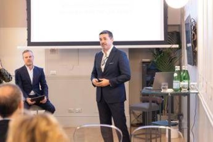 Ferreira (Chief Internationalization Officer Dr. Finanza): "In Italia giochiamo partita a lungo termine" Ferreira (Chief Internationalization Officer Dr. Finanza): "In Italia giochiamo partita a lungo termine"