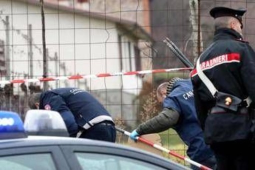 Accoltellata e uccisa a Tolentino, omicidio in un parco