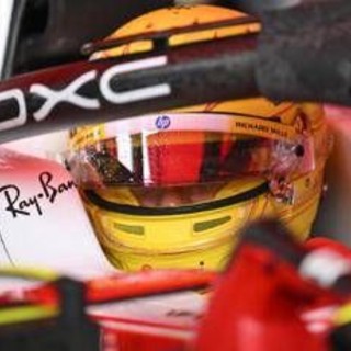 Formula 1, caos nel Gp del Bahrain: partenza rinviata due volte e problemi per Ferrari Formula 1, caos nel Gp del Bahrain: partenza rinviata due volte e problemi per Ferrari