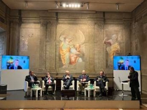 Farmaci: vitamina D, da switch a formulazioni solide possibili risparmi per 52 mln in 3 anni Farmaci: vitamina D, da switch a formulazioni solide possibili risparmi per 52 mln in 3 anni