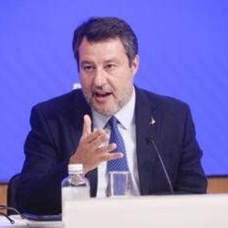 Sicurezza stradale, Salvini: "Con il nuovo Codice della strada più di 100 vite salvate nel 2025"