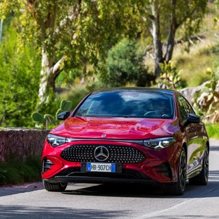 Mercedes-Benz CLA, l’elettrica che ridefinisce l’intelligenza su quattro ruote