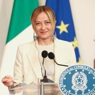 Governo Meloni, il documento sui record: "Più stabilità per un'Italia più forte" Governo Meloni, il documento sui record: "Più stabilità per un'Italia più forte"