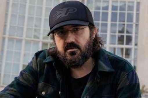 Piotta: "Riparo ricordi per convivere con il dolore, oggi c'è appiattimento creativo" Piotta: "Riparo ricordi per convivere con il dolore, oggi c'è appiattimento creativo"