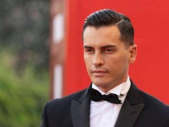 Finiti i braccialetti elettronici, resta senza anche Alessandro Basciano