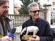 Striscia la Notizia, domani prima puntata: tapiro d'oro a Fiorello e De Filippi inviata Striscia la Notizia, domani prima puntata: tapiro d'oro a Fiorello e De Filippi inviata