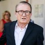 "Vai in pensione", Giuliacci e i meteo-insulti per le previsioni: "Qualche volta rispondo..." "Vai in pensione", Giuliacci e i meteo-insulti per le previsioni: "Qualche volta rispondo..."