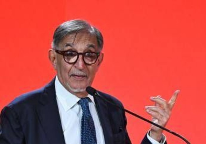 La Russa: "Meloni presidente della Repubblica? Lo diventerà, magari non stavolta..." La Russa: "Meloni presidente della Repubblica? Lo diventerà, magari non stavolta..."