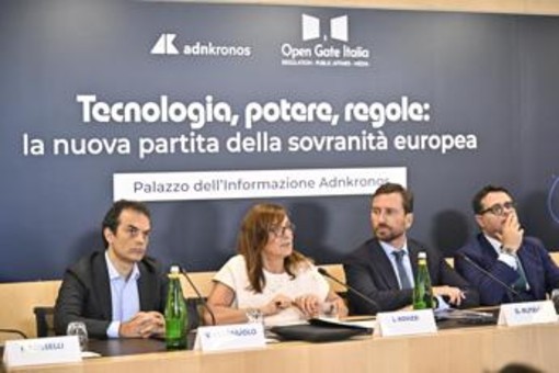 Vodafone+Fastweb: investire nella rete senza bloccare l’innovazion. Il Dna convince, il Cybersecurity Act va riequilibrato Vodafone+Fastweb: investire nella rete senza bloccare l’innovazion. Il Dna convince, il Cybersecurity Act va riequilibrato