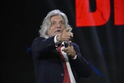 Furto in casa di Massimo Ferrero: casa in soqquadro, portati via gioielli Furto in casa di Massimo Ferrero: casa in soqquadro, portati via gioielli