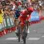 Clamoroso alla Vuelta, Pogacar cade e si ritira Clamoroso alla Vuelta, Pogacar cade e si ritira
