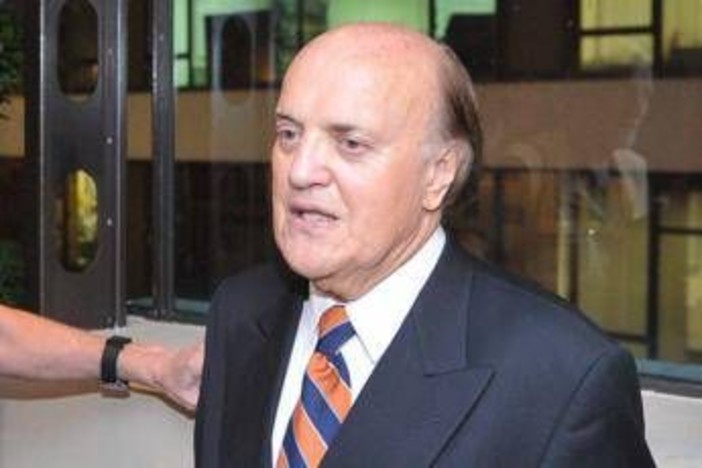 Morto Peter Arnett, il premio Pulitzer per le cronache dal Vietnam aveva 91 anni Morto Peter Arnett, il premio Pulitzer per le cronache dal Vietnam aveva 91 anni