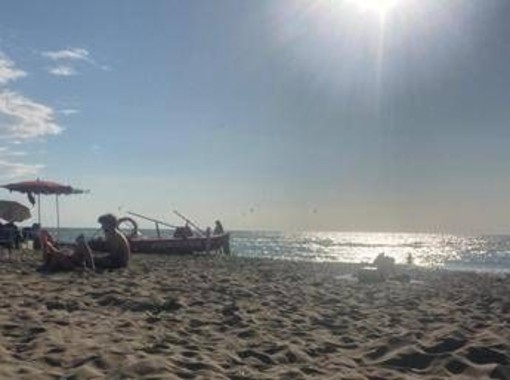 Ostia, sigilli a una parte dello stabilimento Capanno. I gestori: ''Siamo regolarmente aperti'' Ostia, sigilli a una parte dello stabilimento Capanno. I gestori: ''Siamo regolarmente aperti''