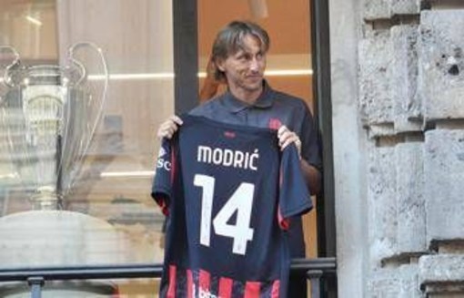 Modric: "Al Milan per vincere". L'accoglienza da brividi dei tifosi