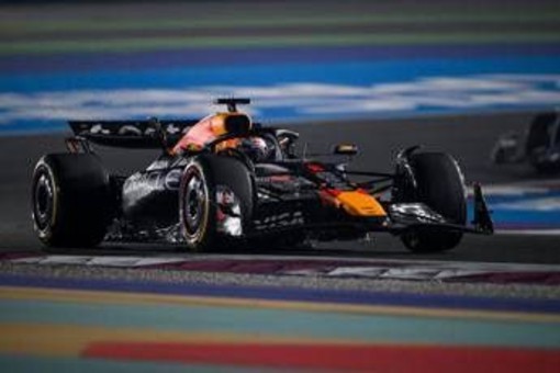 Formula 1, oggi le prove libere ad Abu Dhabi: orari e dove vederle in tv Formula 1, oggi le prove libere ad Abu Dhabi: orari e dove vederle in tv