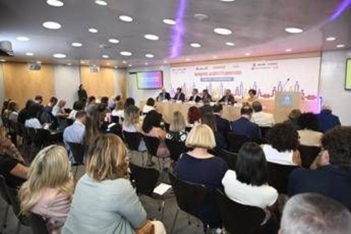 Fazzari (Fater): "Lavoro ibrido, bonus asilo, liberalizzazione ferie, e l'azienda cresce" Fazzari (Fater): "Lavoro ibrido, bonus asilo, liberalizzazione ferie, e l'azienda cresce"