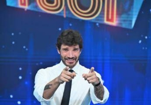 Sanremo, ecco i primi 15 Giovani selezionati: cambia la formula e si stringe la corsa verso il Festival