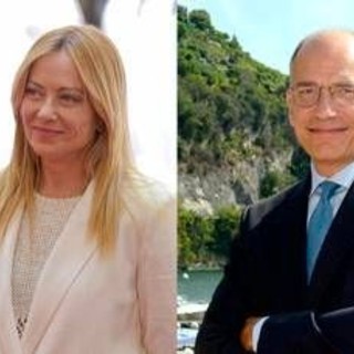 Meloni 'low profile' e Letta 'desaparecido', le ferie dei premier tra privacy e polemiche politiche Meloni 'low profile' e Letta 'desaparecido', le ferie dei premier tra privacy e polemiche politiche