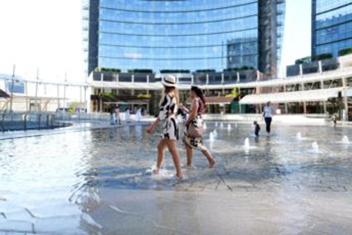 Nuova e intensa ondata di calore in arrivo su Italia ed Europa occidentale, cos'è la configurazione a omega Nuova e intensa ondata di calore in arrivo su Italia ed Europa occidentale, cos'è la configurazione a omega