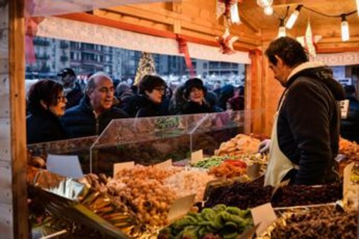 Street food, in dieci anni conquista l'Italia, 4.500 imprese in 2mila Comuni Street food, in dieci anni conquista l'Italia, 4.500 imprese in 2mila Comuni