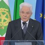 Mattarella “La scuola è aperta a tutti, deve unire e non lacerare” Mattarella “La scuola è aperta a tutti, deve unire e non lacerare”
