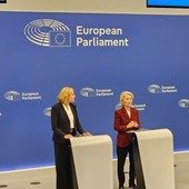 La Commissione Europea lancia il Kids Act, niente social prima dei 13 anni La Commissione Europea lancia il Kids Act, niente social prima dei 13 anni