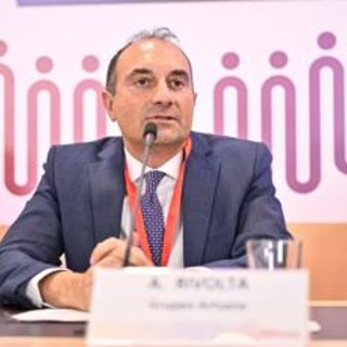 Natalità, Rivolta (Artsana): "Impegno a portare successo di Generazione G su scala nazionale" Natalità, Rivolta (Artsana): "Impegno a portare successo di Generazione G su scala nazionale"