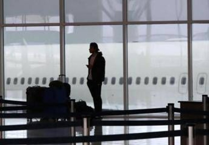 Anomalie sulla rete dati, ridotto traffico aereo in tutta Italia: Enav esclude "attività malevole" Anomalie sulla rete dati, ridotto traffico aereo in tutta Italia: Enav esclude "attività malevole"