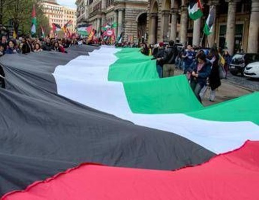 Centrosinistra in piazza per Gaza, oggi manifestazione Pd-M5S e Avs Centrosinistra in piazza per Gaza, oggi manifestazione Pd-M5S e Avs